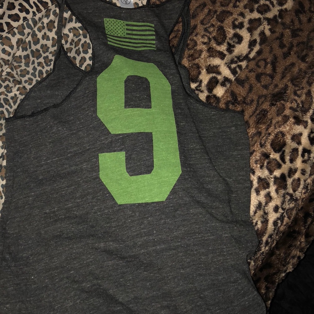 Tank - Picture 3 of 4